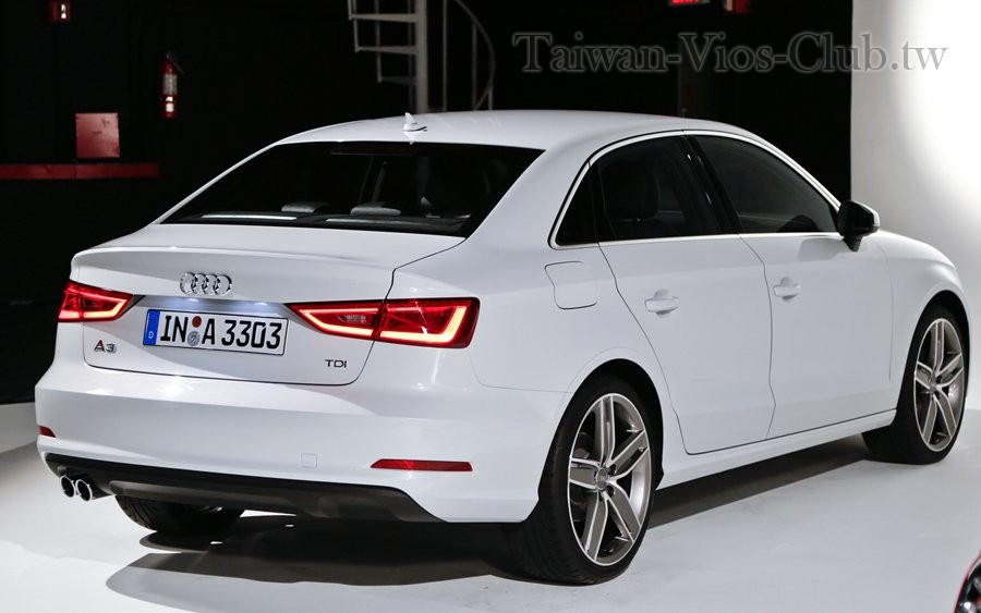 2015-Audi-A3-Sedan.jpg